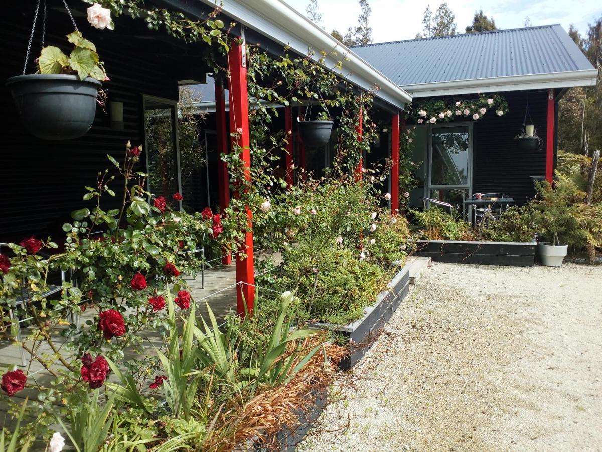 Mahinapua Retreat B&B ホキティカ エクステリア 写真
